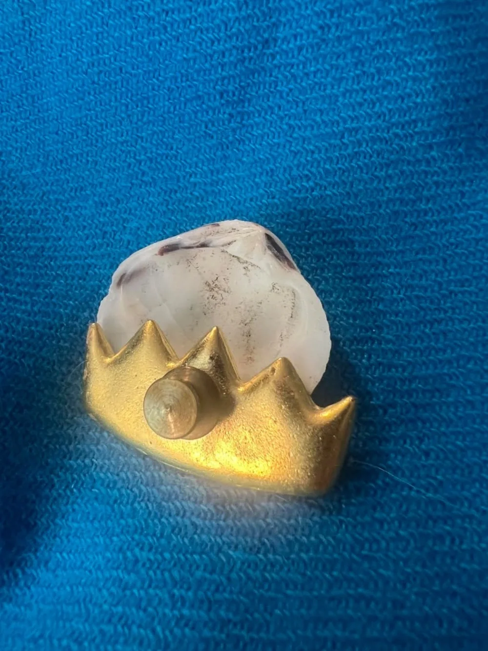 VTG Todd Oldham lapel pin highly collectible
